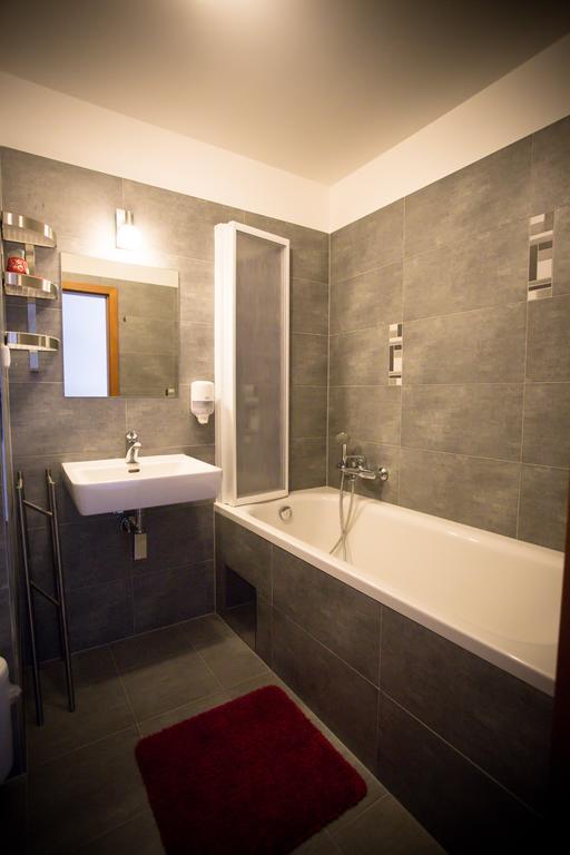 As Hotel Brno Luaran gambar
